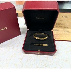 Cartier Love Bracelet Classic Model